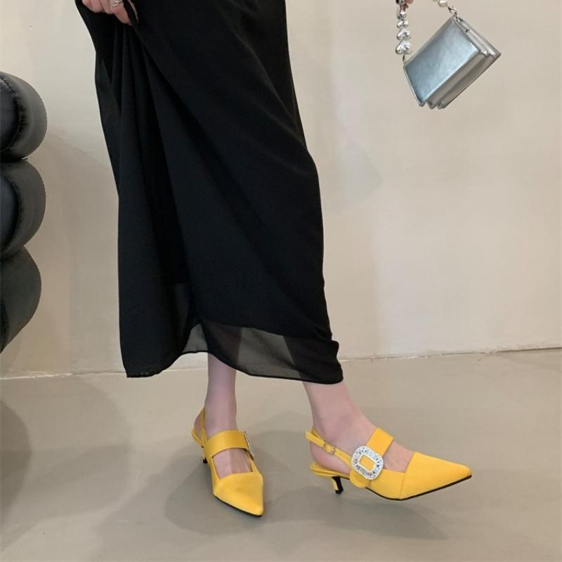 Fashion Luxury Rhinestone Buckle Shallow Pumps Women Pointed Toe Back Strap Kitten Heel Slide Sandals Fashion Elegant Party Dress Shoes