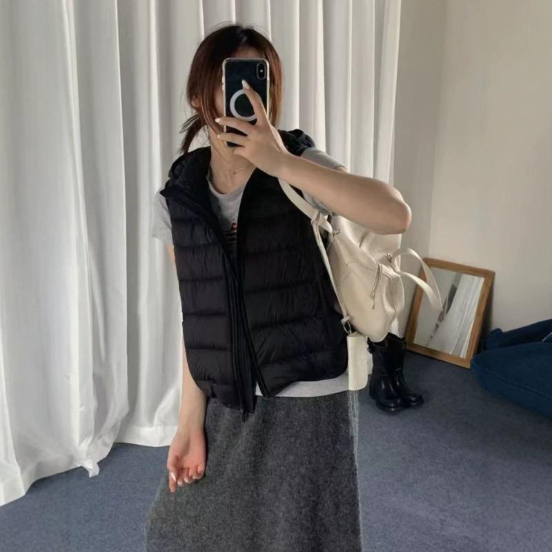 Ribs down vest women, autumn and winter new light and short stand-up collar down jacket, thin and warm outer vest