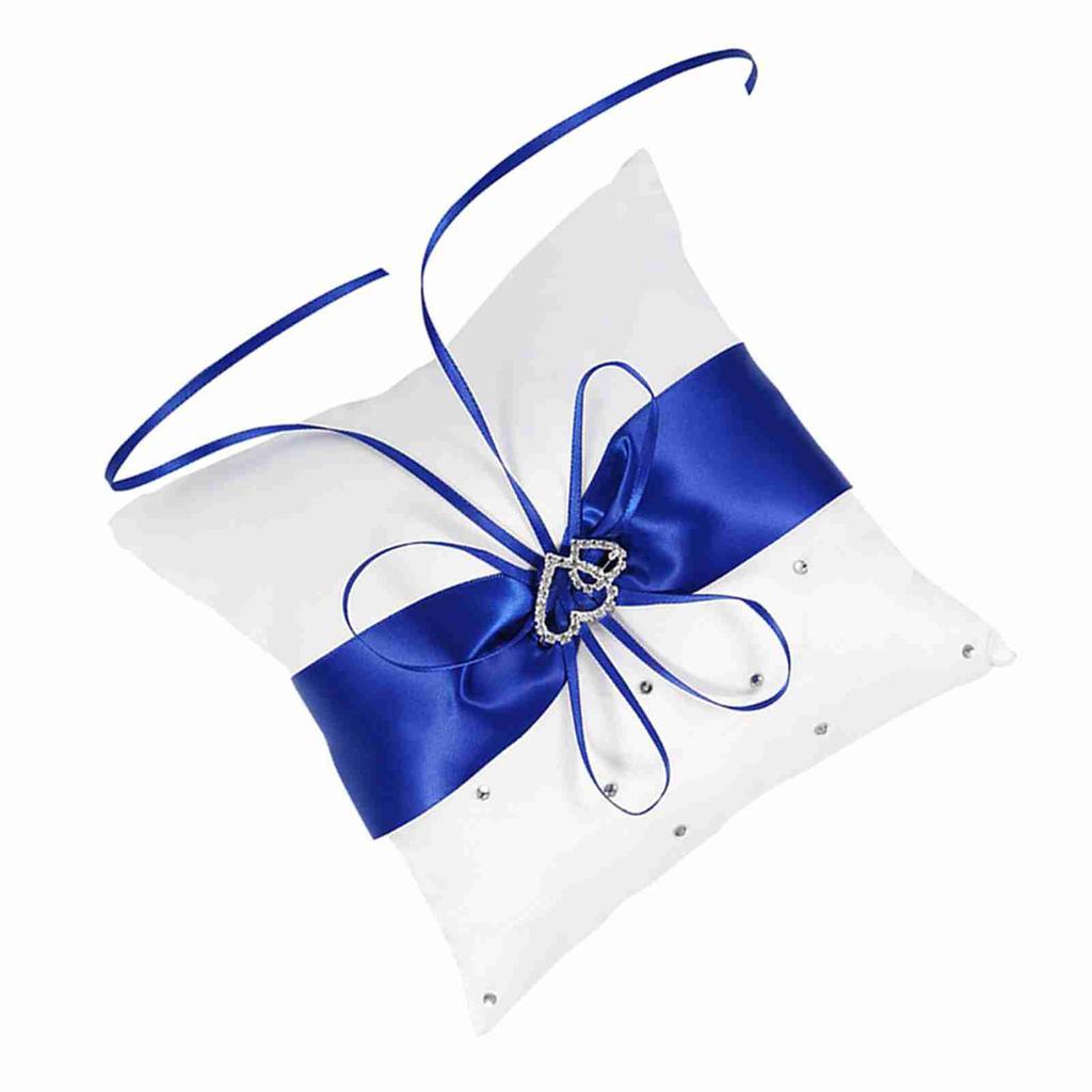 Svatební Polštářek pro Nositele Prstenů s Mašlí a Dvojitými Srdci   (Bílý)