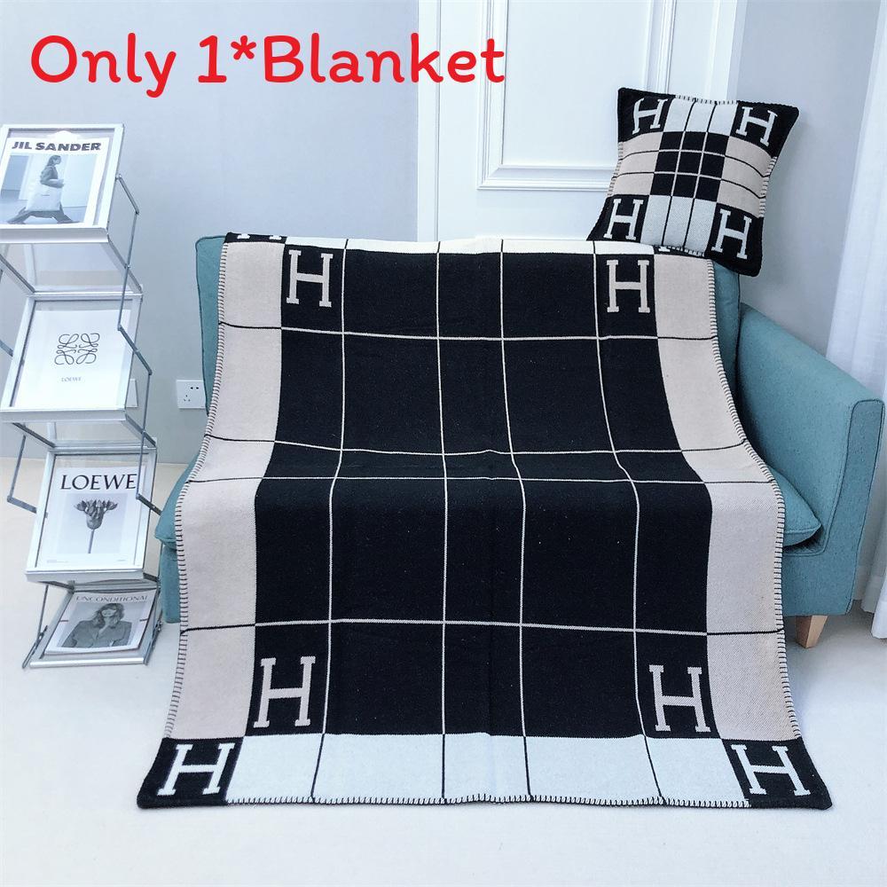 Modern And Simple Style Cashmere Blanket For Office Nap Sofa And Camping