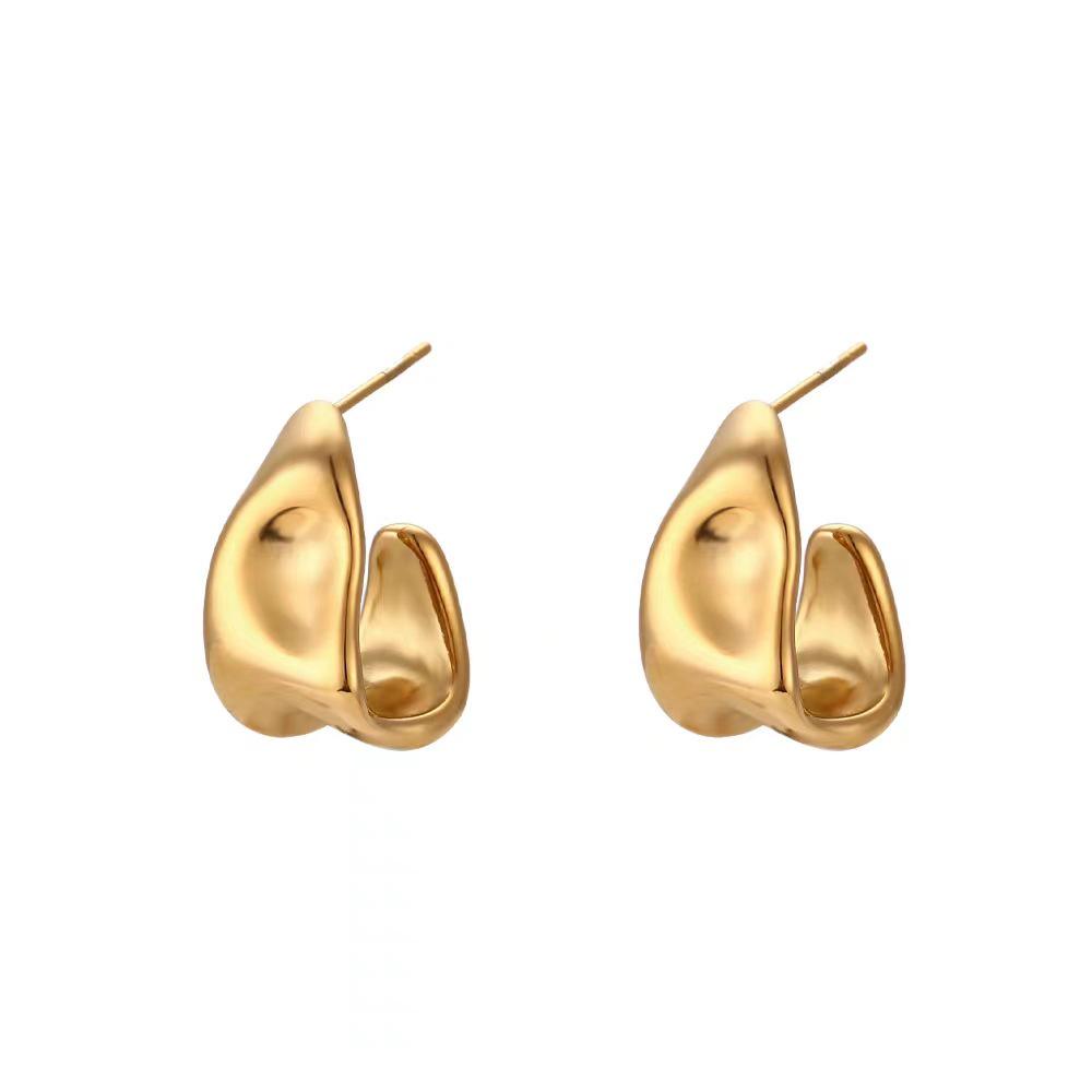 Twisted Metal Irregular Stud Earrings - Niche Design for Fashionable Young Girls