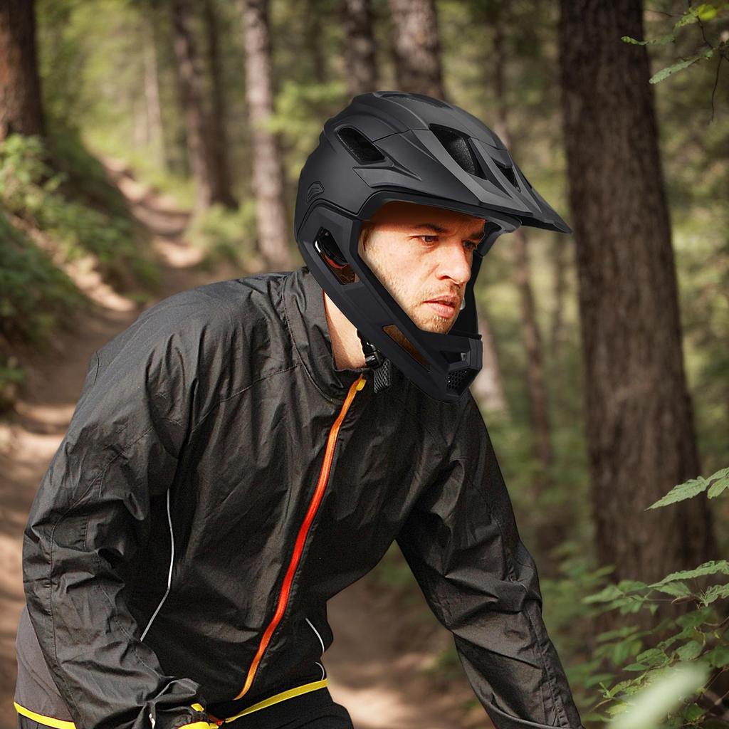 Mountain Bike Helmet Lightweight Adjustable Multi-Sport Cycling Gear Adult Bicycle Helmet Skateboard Riding Helmet Riding Helmet