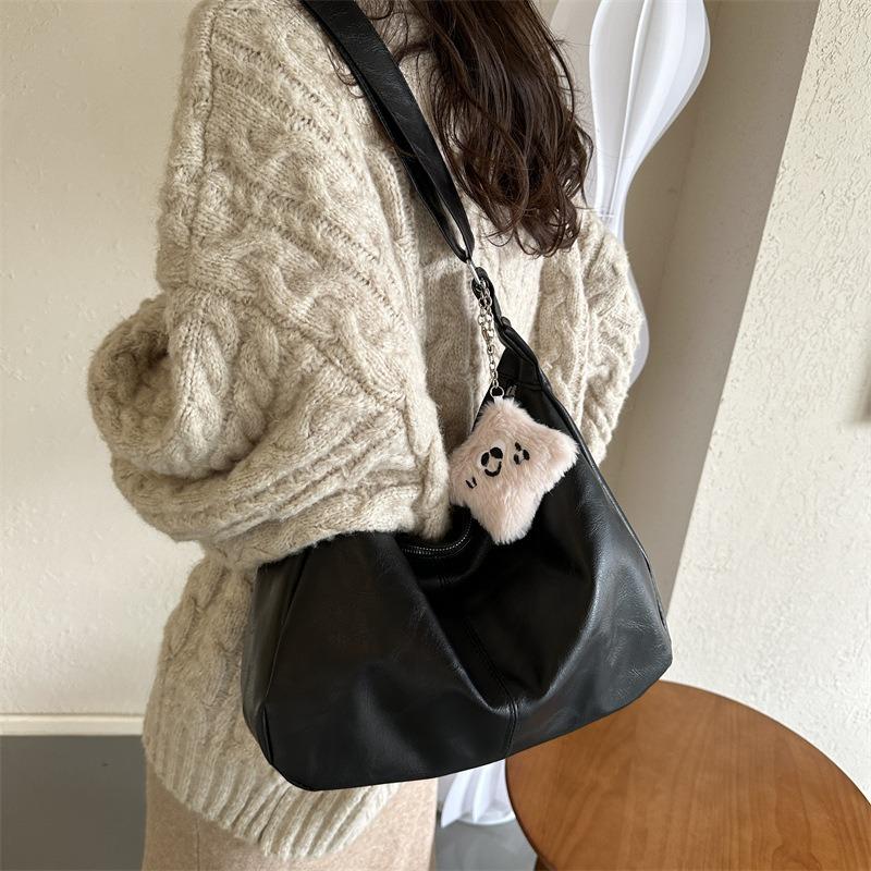 Fashion retro tote bag niche commuter messenger bag winter new bag women's shoulder bag