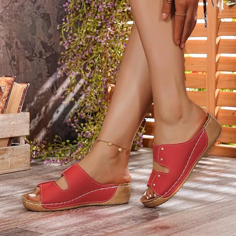 2025 New Ladies Shoes Open Toe Women's Slippers Casual Summer Plus Size Rivet Best Seller Comfortable Wedge Slippers