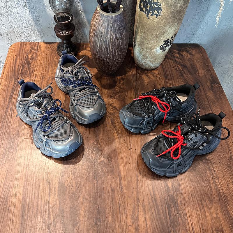 Suction Film Sole Dad Shoes Women's 2025 Autumn New Thick-soled Heightening Sports Shoes Women's Casual Commuting Versatile Shoes Women