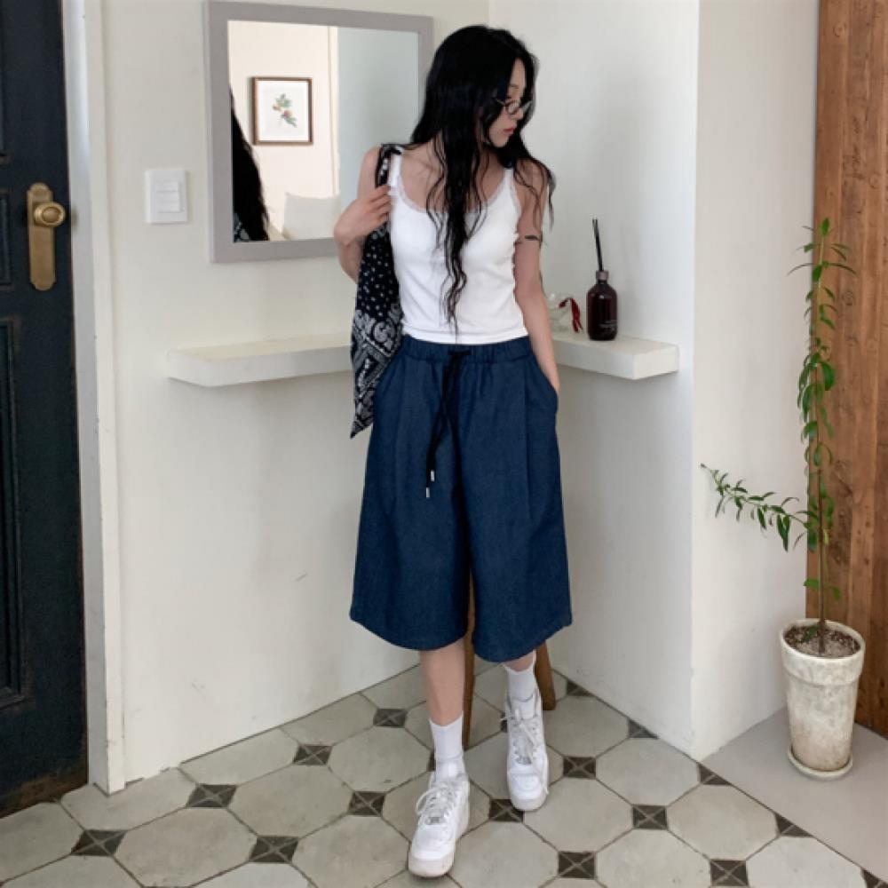 New Arrivals Open Run Women Pintuck Wide Denim Bermuda Pants 5 Length