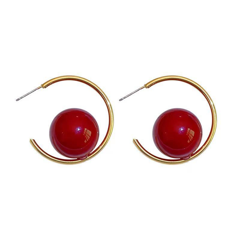 French Retro Earrings: Luxurious, Simple, High-End Design for Women