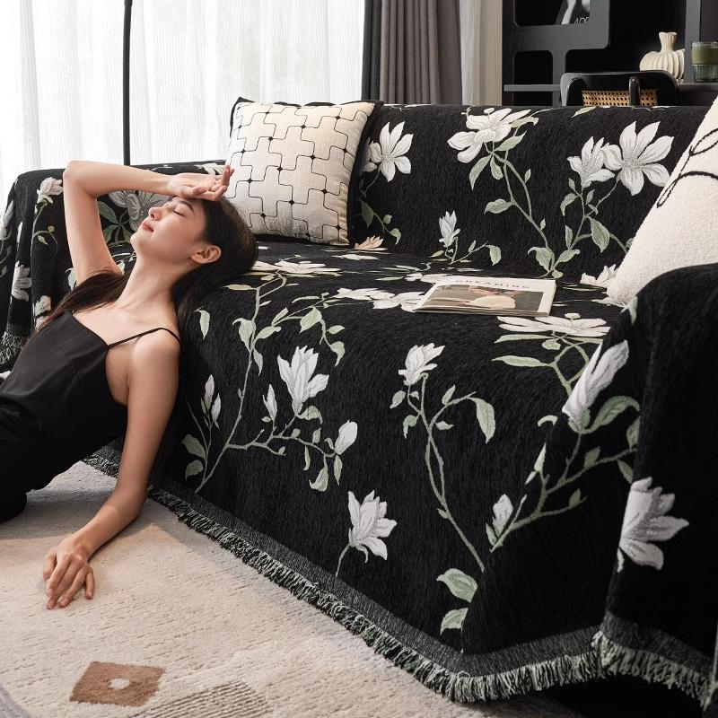 Mid-Century Chenille Sofa Throw: All-Season, Anti-Scratch Sofa Cover Protector