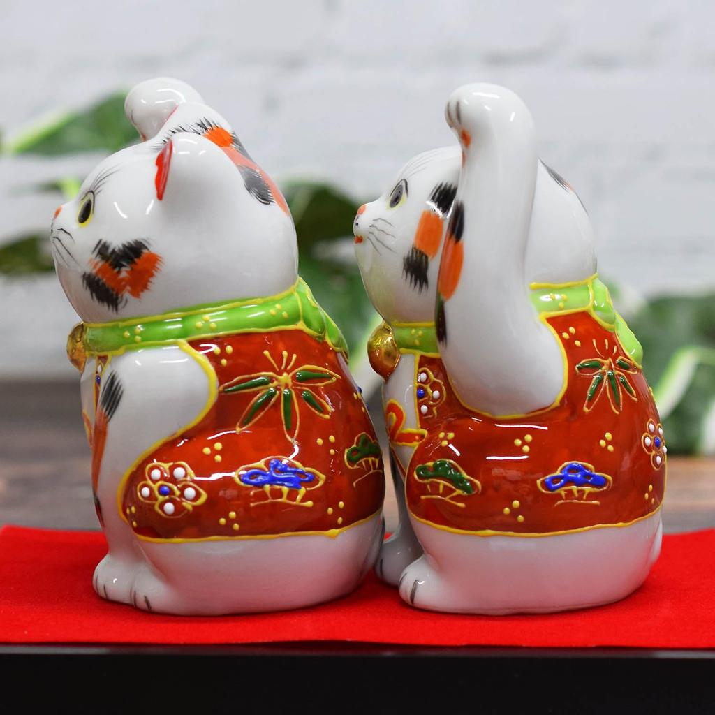 Stylish Kutani Ware Lucky Cat Ornaments from Waza No Perfect for Celebrating Store and 77th Feng Shui and Interior Kura. Openings, Housewarmings,