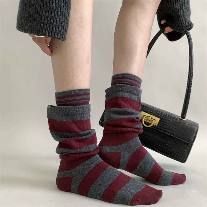The More I Like It~ Fake Two-Piece Design Socks, Ankola Red Stripes Stacked On The Bell Mouth Stacking Socks