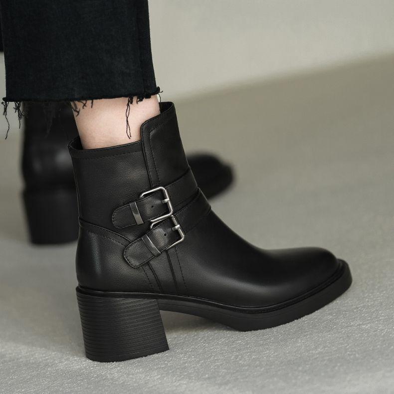 

2025 Black Soft Leather Martin Ankle Boots for Women - Buckle, Round Toe, Mid Heel, Chunky Heel, Ideal for Autumn 39