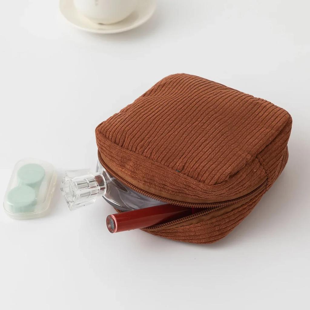 New  Corduroy Makeup Bags Women Cosmetic Bag Clutch Bag Makeup Pouch Sanitary Napkins Bag Coin Purse Coin Pouch Mini Cute Purse