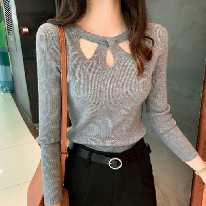 Autumn and Winter Small Sexy Front Chest Hollow Out Slim Fit Base Knitted Shirt for Women, Long Sleeved Temperament Top, Women's Fashion