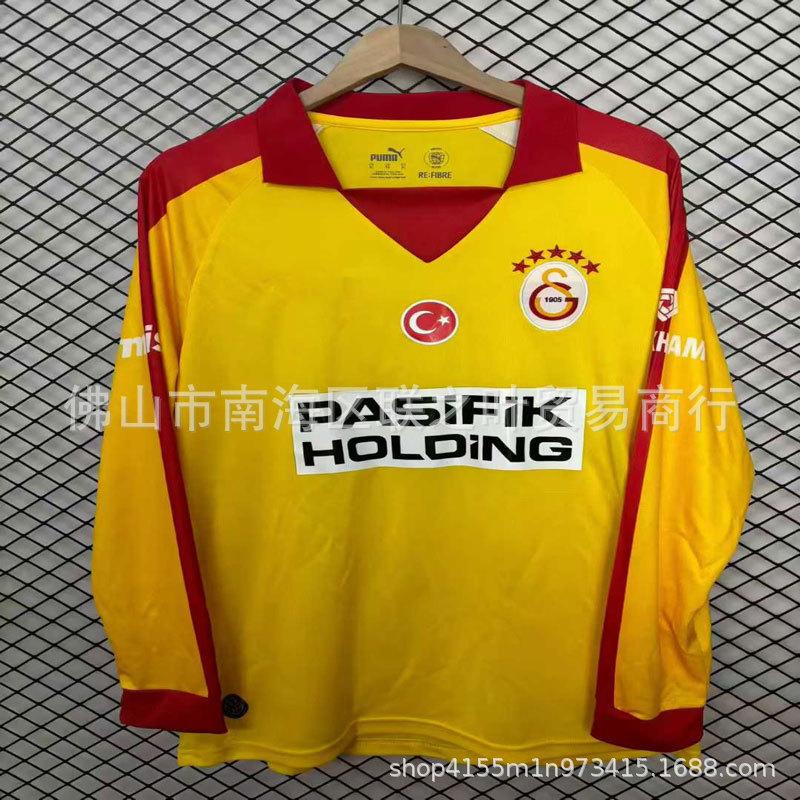 26/27 Jaunā Galatasaray krekla 10 Sane