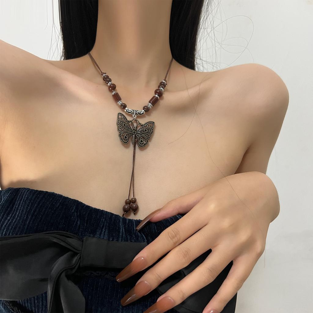 Elegant Ceramic Bead Woven Chain Necklace Vintage Butterfly Pendant Necklace Choker Clavicle Chain Ethnic Jewelry