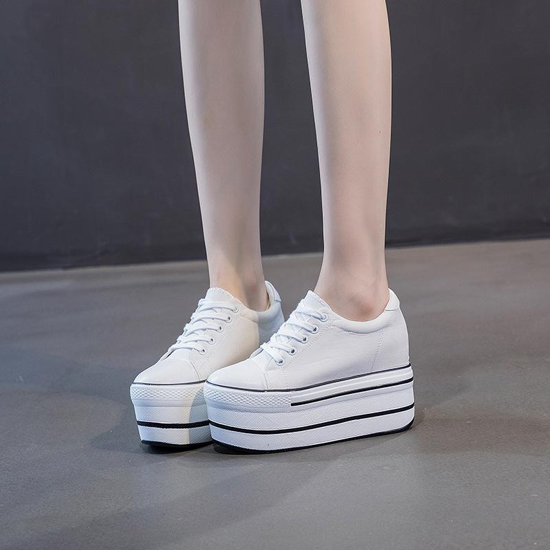Muffin shoes women's 2025 spring and autumn new inner height-increasing women's shoes platform-soled fashion canvas shoes women show height and thin