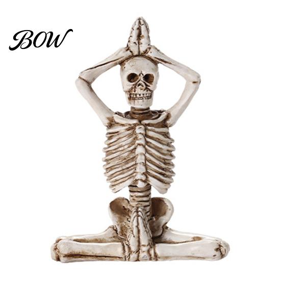 Dark Theme Halloween Decor Yoga Skeleton Statue, Funny Dead Figure for Party Decor, Creative Pose Skull Design Resin Gothic Ornament Haunted