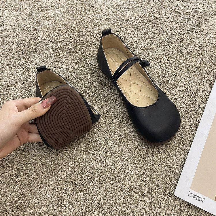 

French retro Mary Jane shoes women s spring and autumn 2025 new soft leather grandma shoes small leather shoes with skirt single shoes 35 чёрный