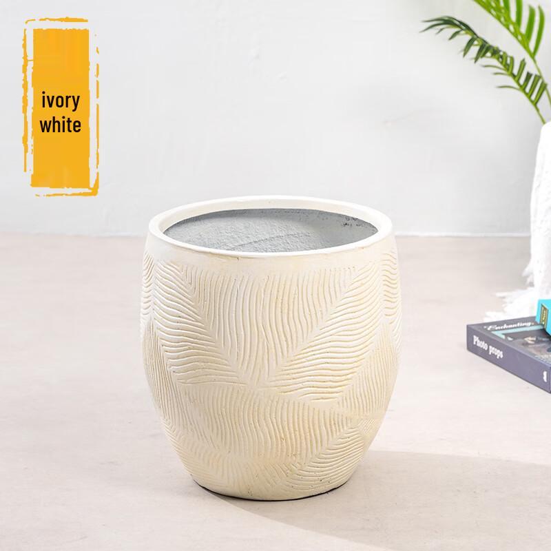 MOJY Minimalist Concrete Planter