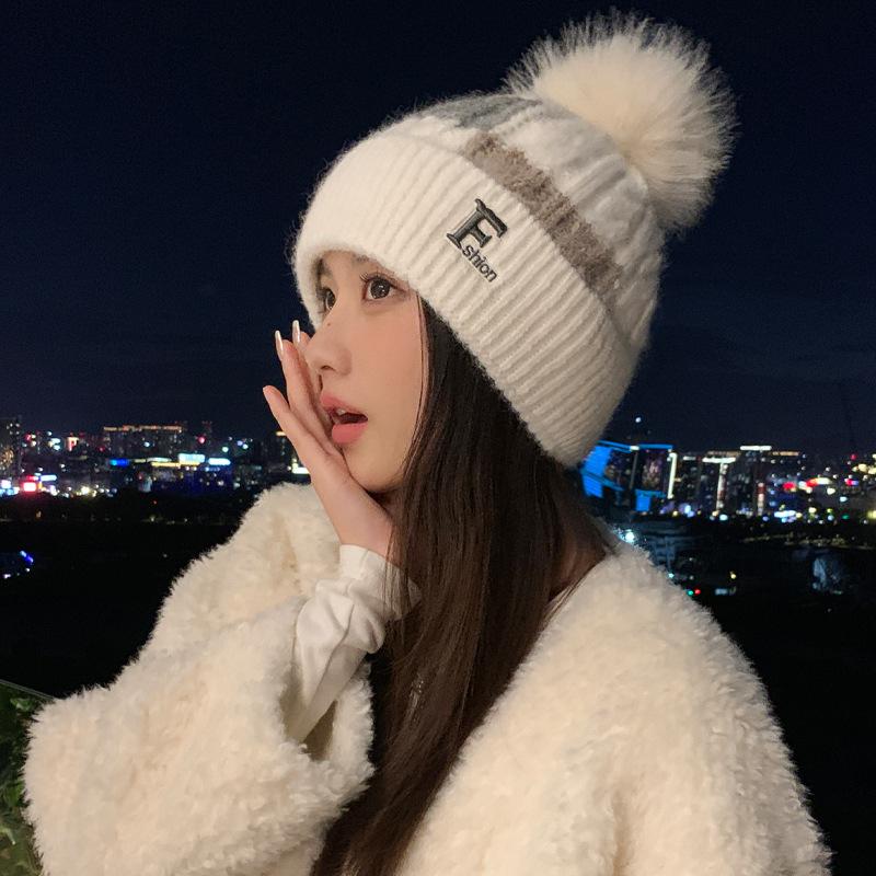Women's Color Matching Knitted Wool Hat, Cute Hairball Thermal Hat, Autumn and Winter Cold-proof Ear Hat