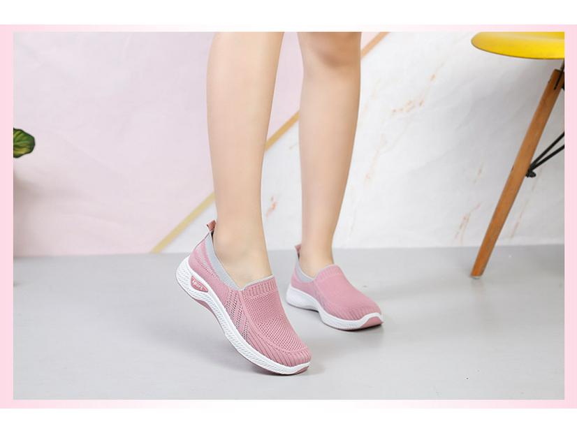 Women's Fashion Soft Sole Slip-On Casual Walking Shoes