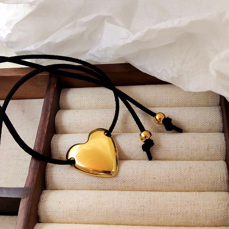 

Серце намисто: Жіночі літні прикраси, стійкі до вицвітання, універсальна підвіска високого класу, новий транскордонний ланцюжок для ключиці.