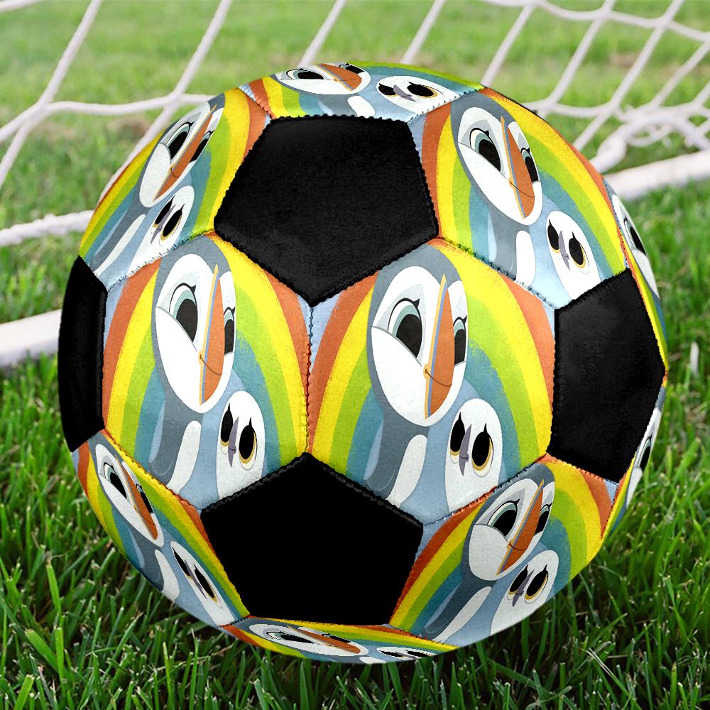 Puffin Rock Theme Size 5 Soccer Ball, Suitable for Both Indoor and Outdoor Matches, a Gift Suitable for Everyone.