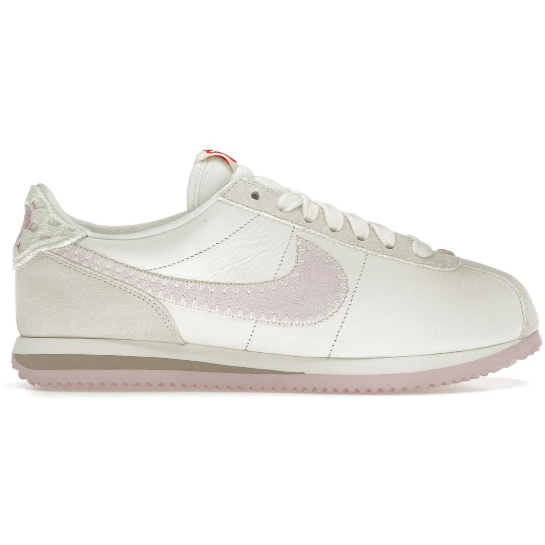

Кроссовки Nike Cortez ко Дню святого Валентина (2025) (Женский)(HV6012-161) 36.5