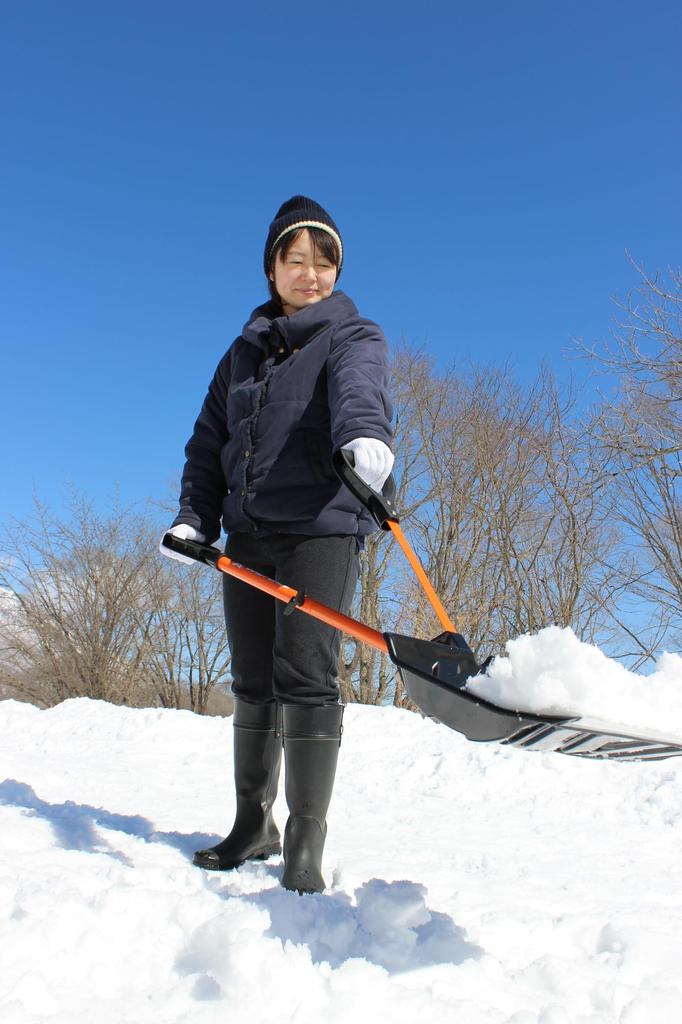 YARD FORCE Snow Shovel Grip Snow Removal and with PU Leather Grip Tape for Enhanced Snow Snow Removal Snow Clearing Snow YARD FORCE (with Non-Slip