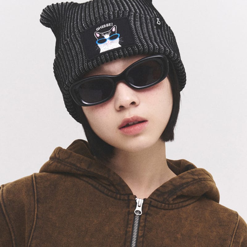 

ЧЕРНЫЕ ПЕСКИ Животный патч Черный кот Двухцветное ухо Зайчик BLACK_Free