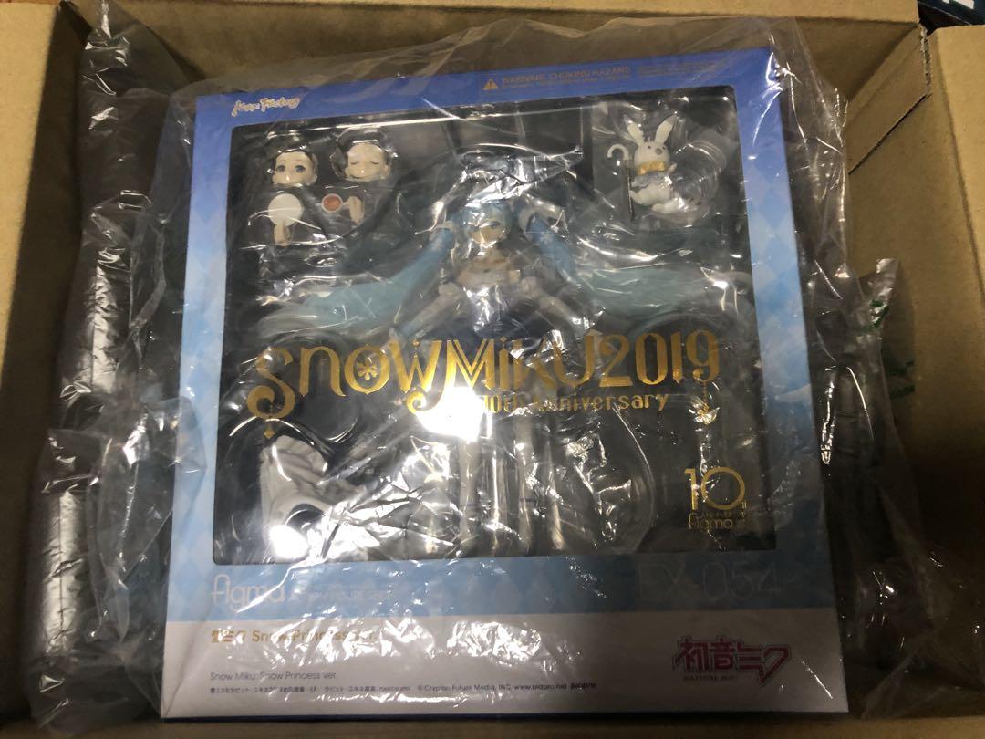 

[Б/У] figma .EX-054 Character Vocal Series 01 Hatsune Miku