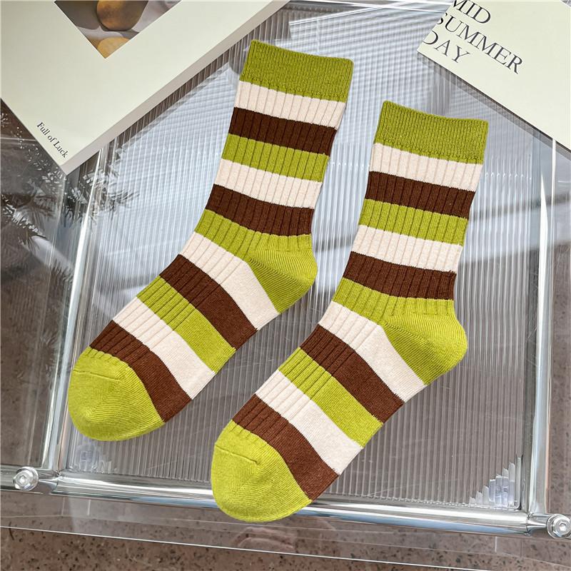 

Авокадо зеленые гольфы носки для теленка хлопковые носки модные универсальные штабелируемые носки колледж ромб женские средние носки-трубы One Size