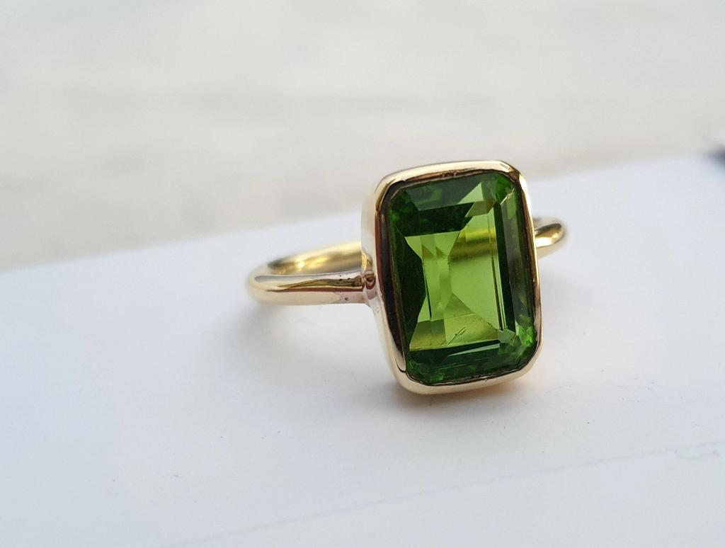 Natural Green Peridot 925 Sterling Silver Yellow Gold Plated Ring Jewelry, August Birthstone Ring