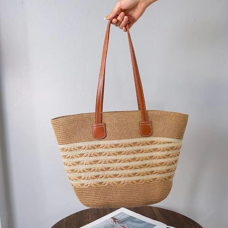 Summer striped shoulder commuter straw bag new large capacity casual fashion women's beach tote bag