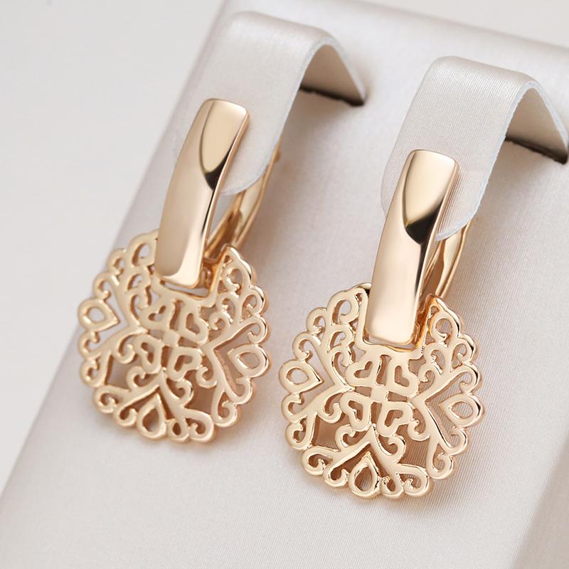 New Trend  Rose Gold Square Glossy Earrings Women Creative Fashion Party Jewelry Simple Hollow Flower Drop Earrings
