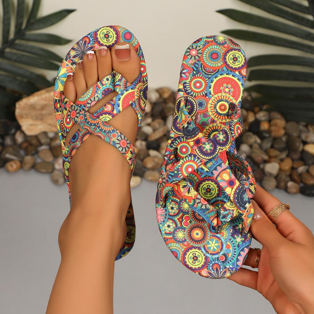 Fashion Bohemia Style Flat Sandals Women 2025 Summer Ethnic Outdoor Slippers Woman Plus Size 43 Retro Gladiator Shoes Slides