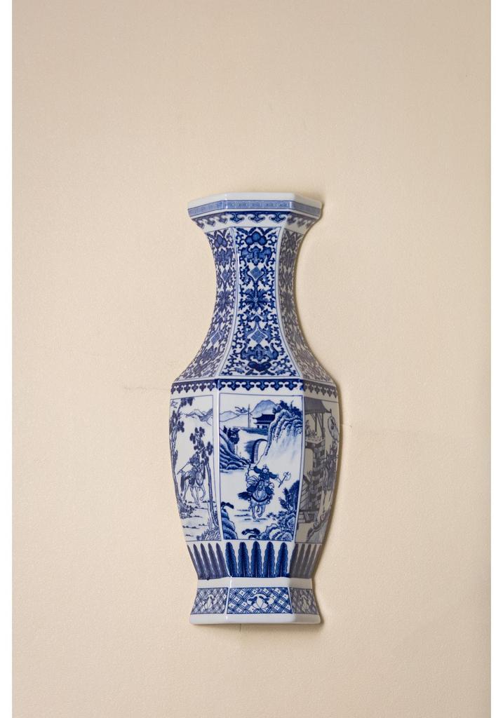 Modern Chinese Ceramic Wall Hanging Vase for Hallway or Hotel Corridor Decor