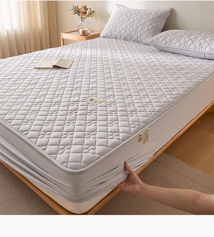 All-Cotton Quilted Waterproof Mattress Protector for All Seasons