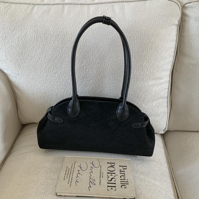 Niche Fashion Retro Suede Shell Bag Women's New Shoulder Armpit Bag Casual Commuter Portable Baguette Bag
