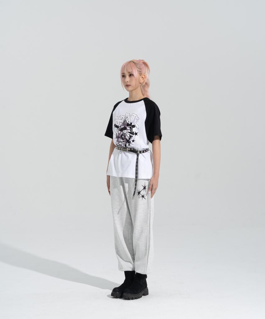 Peijeuhwaiteu [Phase_4] Crashed Media Raglan Shortsleeves _White / 8802026-St18
