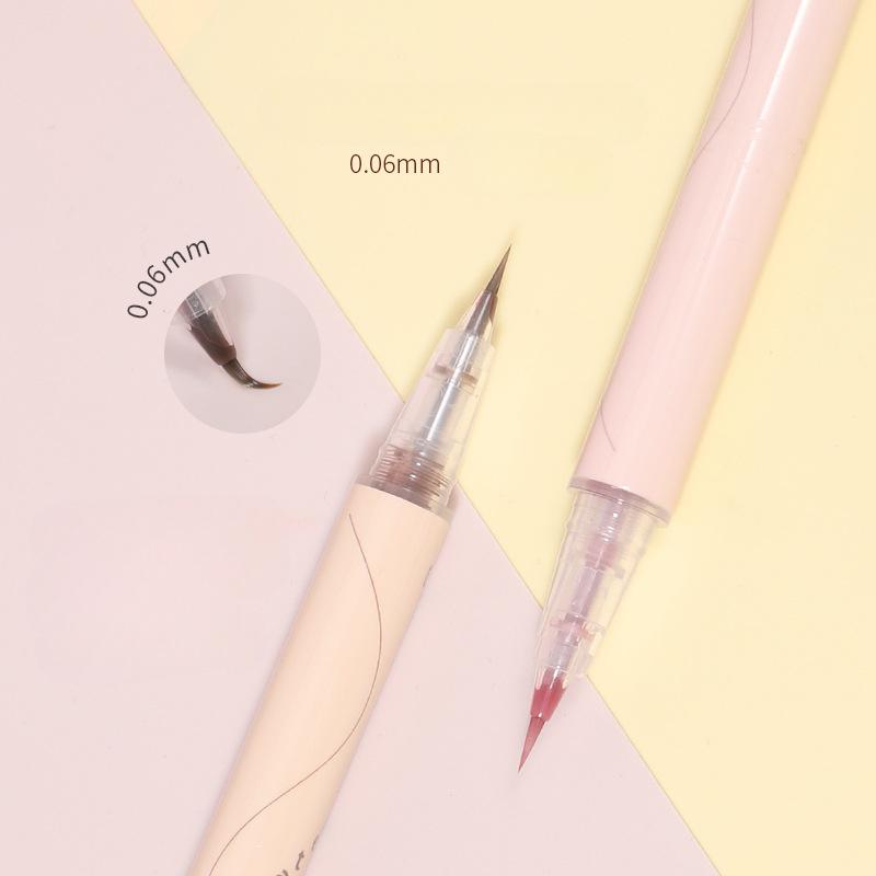 Le stylo ombre à soie est imperméable et résistant à la sueur, pas facile à tacher, lisse et ultra-fin, à séchage rapide.