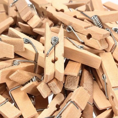 PULABO 50pcs Small 30mm Mini Natural Wooden Clips, Multifunctional Craft Decoration Clips, Photo Paper Pegs, Clothespins, Practical and Novelty