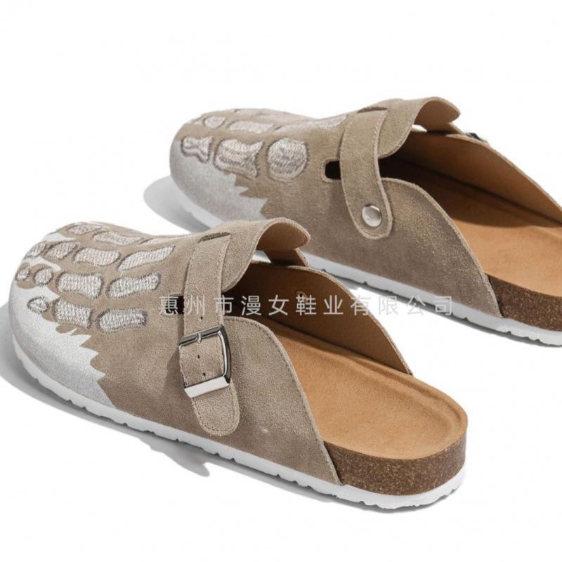 

All leather shoes, men s and women s large-size bag head slippers, one-pedal inner height increase, half slippers 3D three-dimensional bones 47