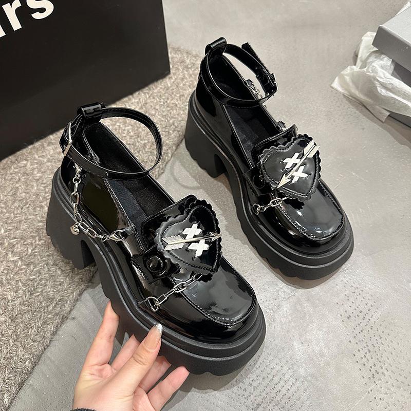 Fashion Retro Rock Shoes For Both  Women New Dark Punk Style Metal Niche Low Top Platform Shoes For Women Women's leather shoes