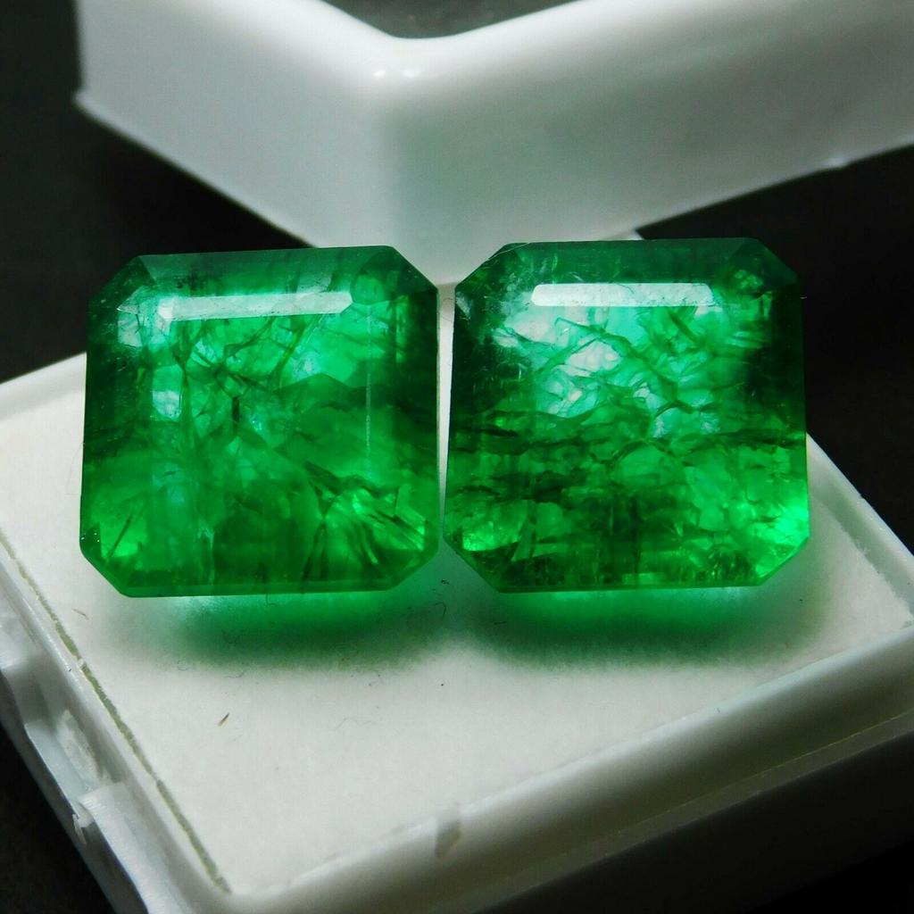 Green Emerald Pair Loose Gemstone CERTIFIED Square Cut Natural 18.12 Carat m-25 008 00H