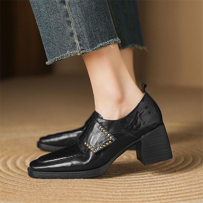 Fashion New Spring Genuine Leather Shoes for Women Fashion Rivet Decoration Square Toe Women Pumps Shoes Chunky Heels Loafers High Heels