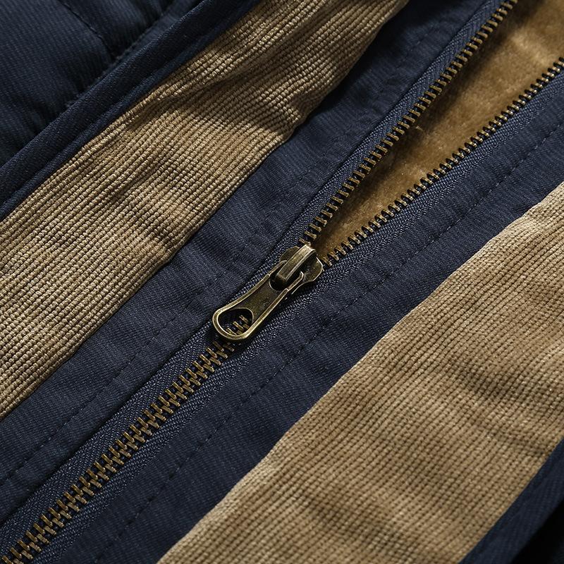 Утепленная мужская зимняя одежда средней и длинной длины с утеплителем — фото 5