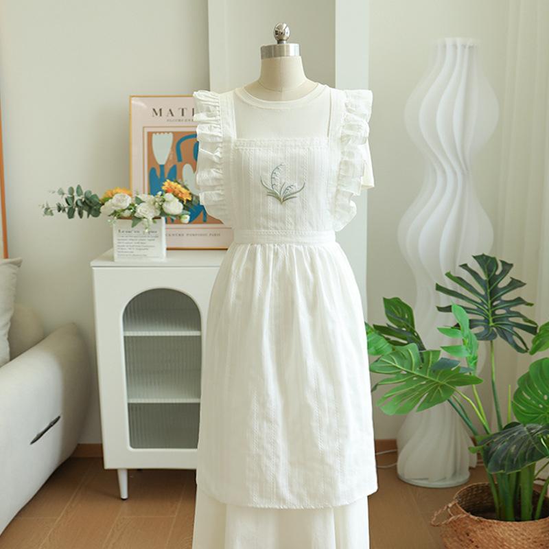 Literary pure white embroidery embroidery breathable ruffles fresh pastoral princess style special baking apron French retro