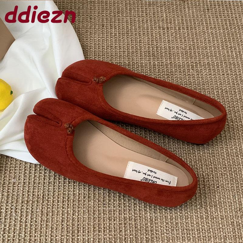 Fashion Fashion Flock Footwear Shallow Ballet Flats Slip On Shoes For Women New In Summer Spring Female Strange Toe Ladies Flats Shoes