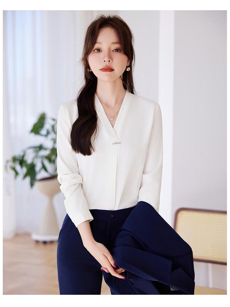 Women's Professional Suit for Spring/Autumn - Fashionable Formal Attire for Hotels, Sales, and Beauty Salons